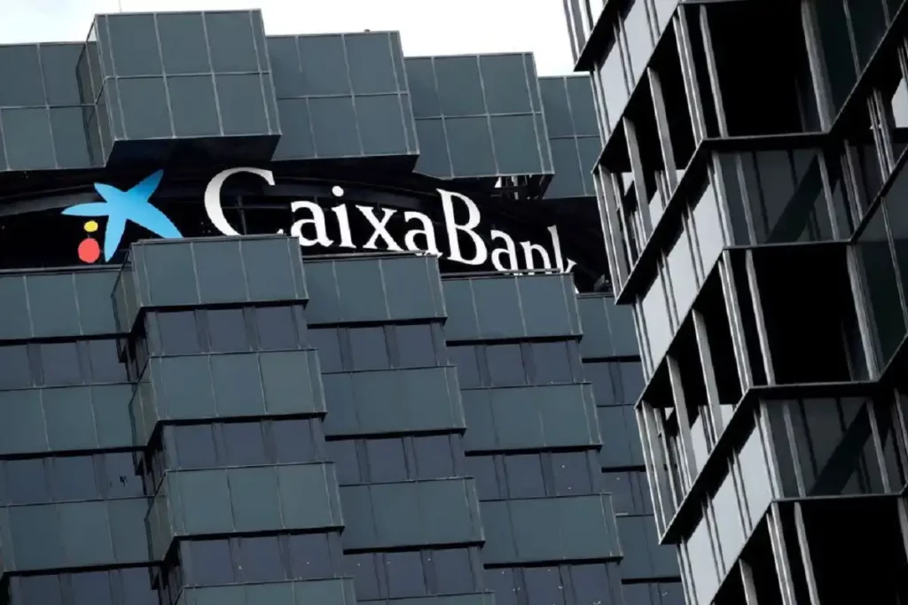 معرفی CaixaBank